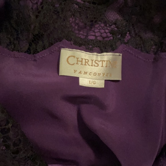 Christine. Size Large. Purple silk gown. - Picture 6 of 7